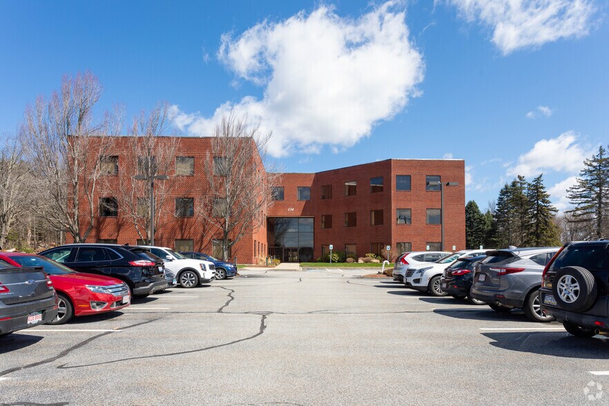 More Photos Of 134 Flanders Rd, Westborough Office For Lease