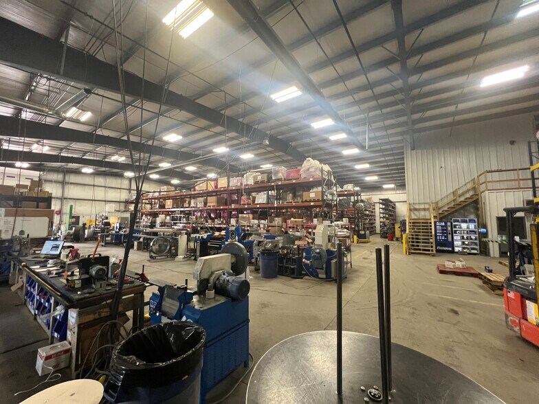 More Photos Of 112 Corporate Dr, Morgantown Warehouse For Sale