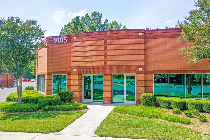 More Photos Of 9129 MONROE Rd, Charlotte Unknown For Lease