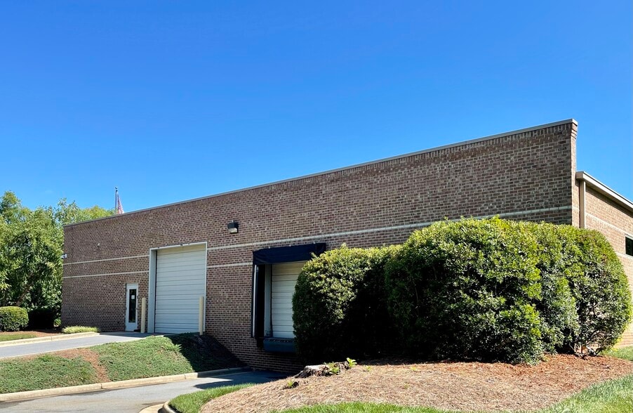 More Photos Of 4120 Beechwood Dr, Greensboro Light Distribution For Lease