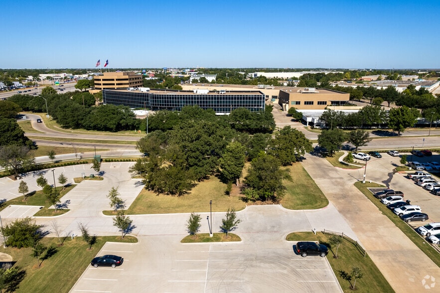 More Photos Of SEC of I-35 & Corporate Dr, Lewisville Land For Lease