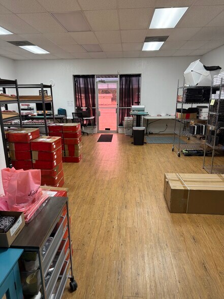 More Photos Of 1500 FM 2673, Canyon Lake Storefront Retail Office For Lease