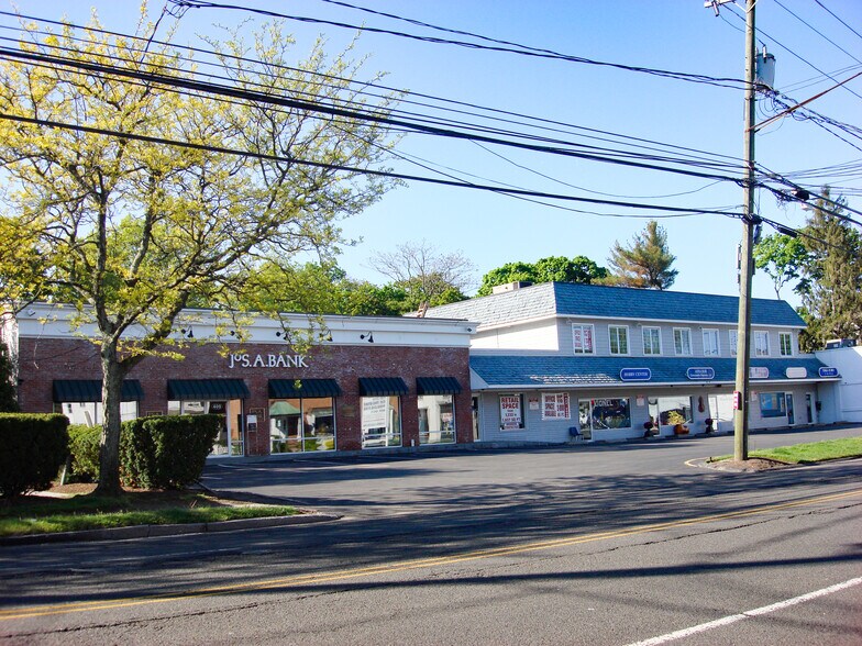 More Photos Of 399-407 E Putnam Ave, Cos Cob Unknown For Lease
