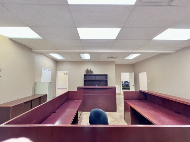More Photos Of 3512 Avenue I, Rosenberg Office For Lease