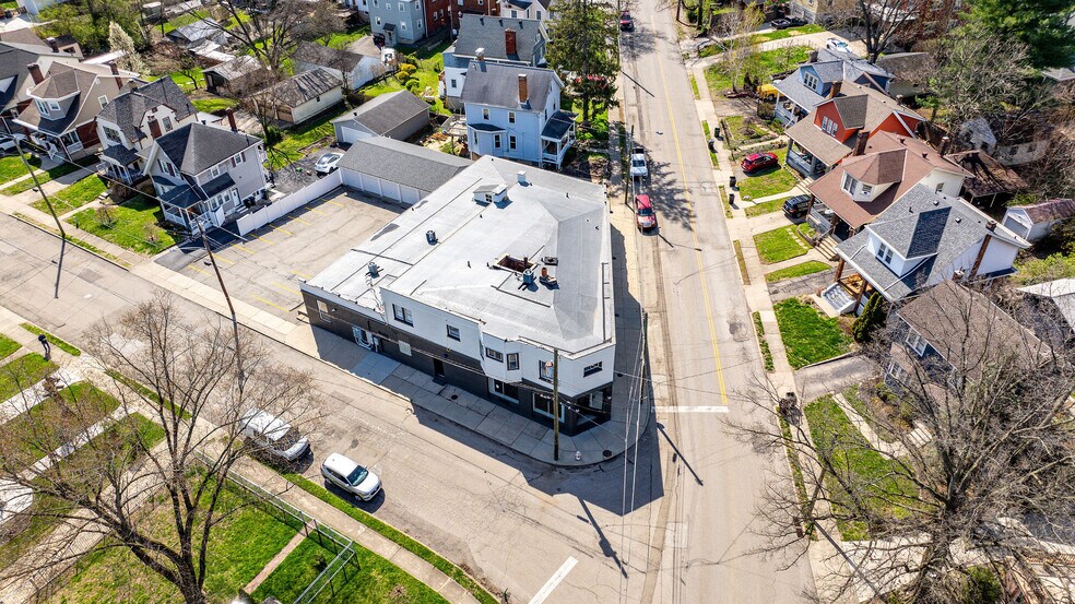 More Photos Of 2435 Williams Ave, Cincinnati Storefront Retail Residential For Lease
