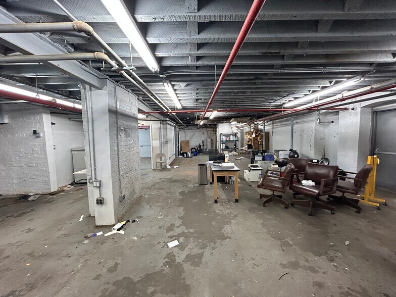 More Photos Of 122 18th St, Brooklyn Land For Lease