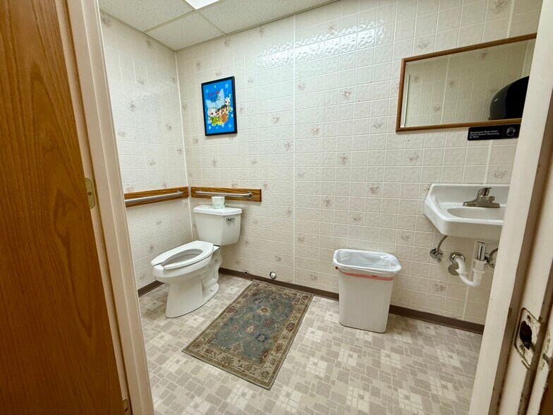 More Photos Of 11 E Washington, Chester Restaurant For Sale