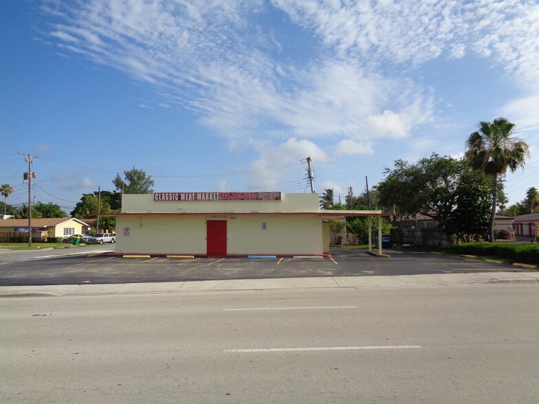 Primary Photo Of 530 Stirling Rd, Dania Convenience Store For Sale