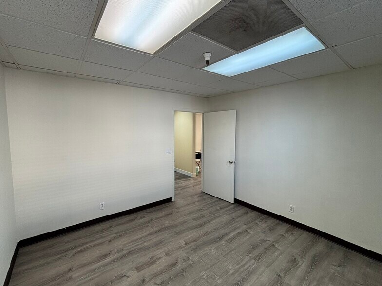 More Photos Of 1941-1973 O'Toole Way, San Jose Loft Creative Space For Sale