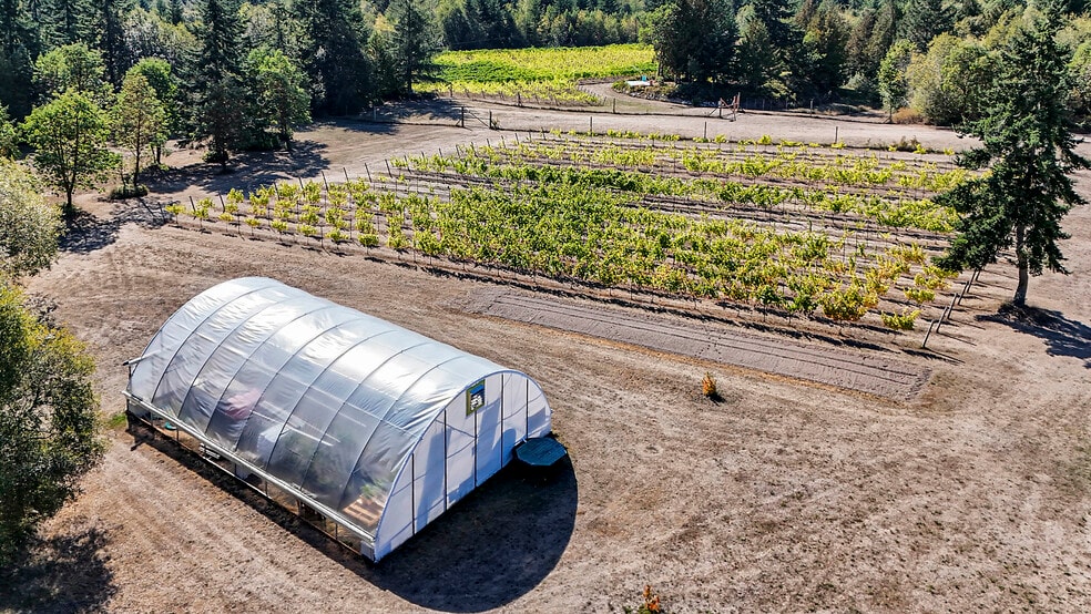 More Photos Of 1673 Woodland Dr, Port Townsend Winery Vineyard For Sale