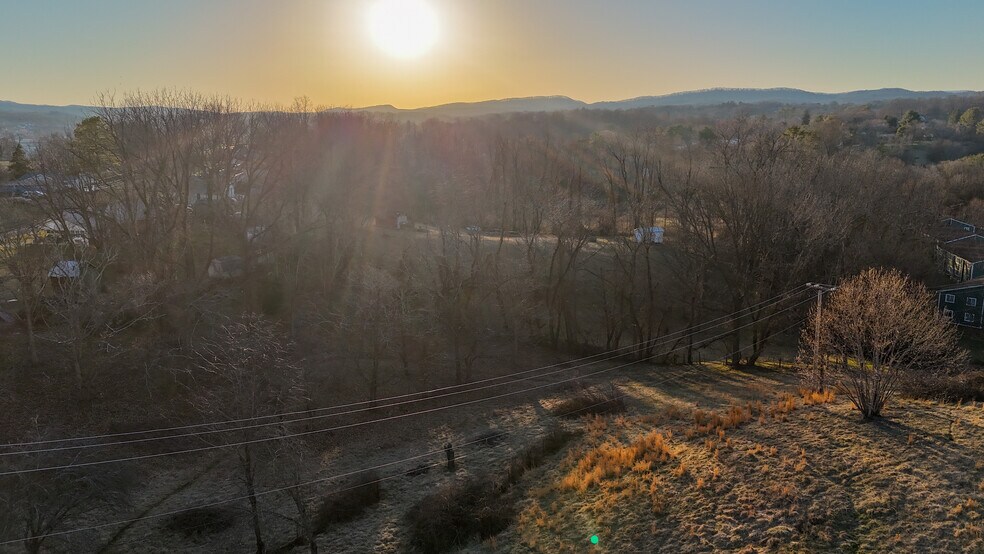 More Photos Of 745 Peppers Ferry Rd, Pulaski Land For Sale
