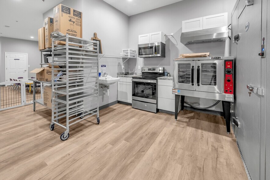 More Photos Of 101 Fairfield Dr, Nicholasville Daycare Center For Sale