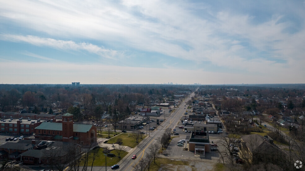 More Photos Of 5701 N High St, Worthington Office For Lease