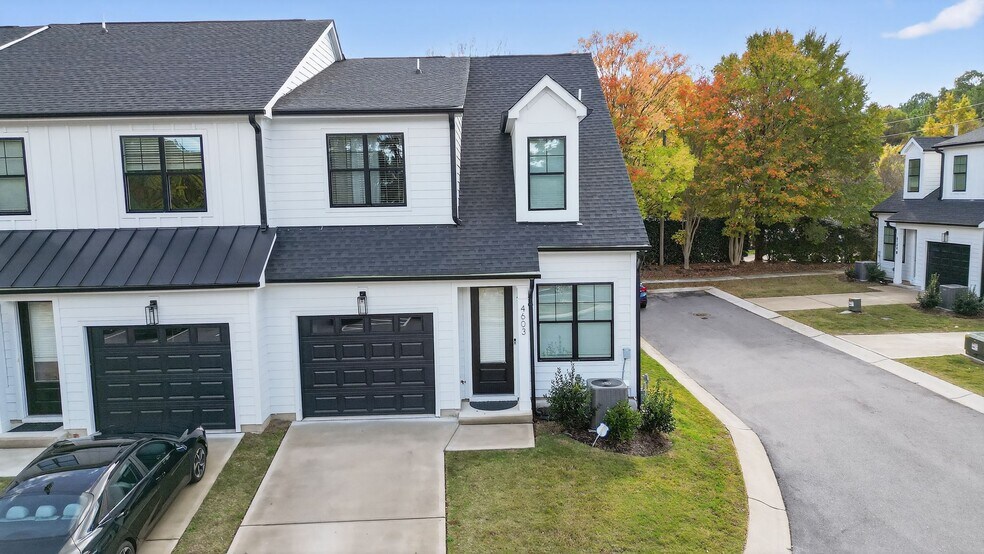 More Photos Of 6104-6120 Fox Rd, Raleigh Apartments For Sale