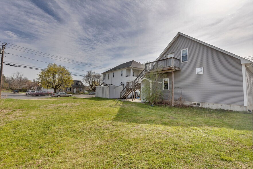 459461 East St, Ludlow, MA 01056 Storefront Retail Residential For