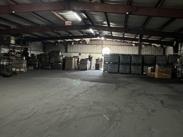 More Photos Of 710 S Rossiter St, Mount Dora Warehouse For Sale