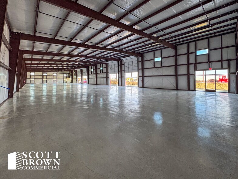 More Photos Of 8137 Florance Rd, Justin Industrial For Lease