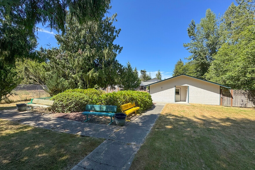 More Photos Of 202 Birdsong Ln, Port Angeles Healthcare For Sale