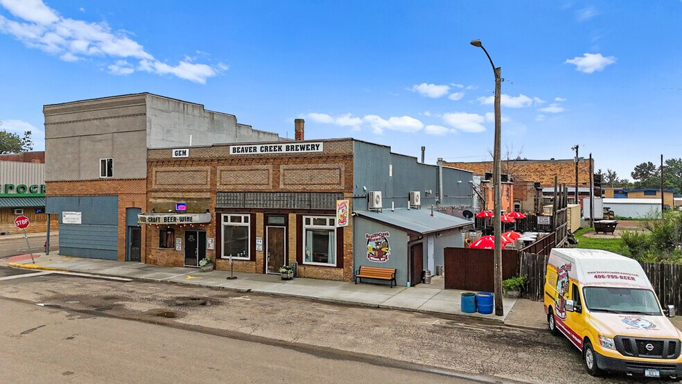 More Photos Of 104 W Orgain Ave, Wibaux Storefront For Sale