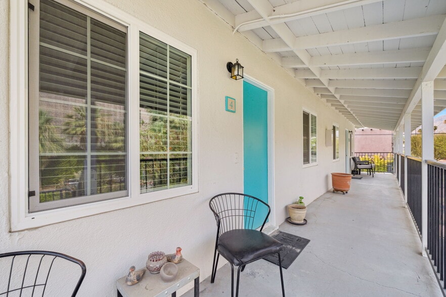 More Photos Of 1674 S Via Salida, Palm Springs Apartments For Sale
