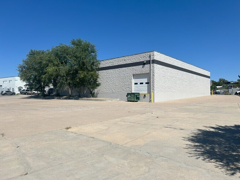 More Photos Of 6060 W 59th Ave, Arvada Warehouse For Sale