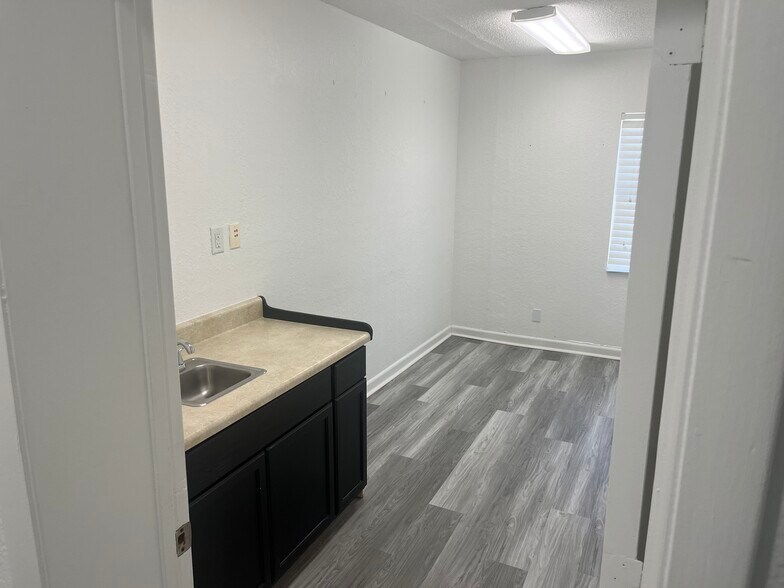 More Photos Of 1216 SE 1st Ave, Fort Lauderdale Medical For Lease