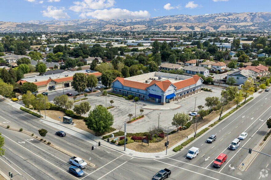 More Photos Of , Morgan Hill General Retail For Sale
