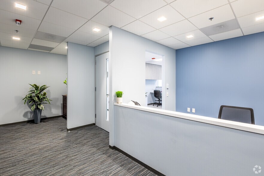 More Photos Of 8320 Old Courthouse Rd, Vienna Office For Lease