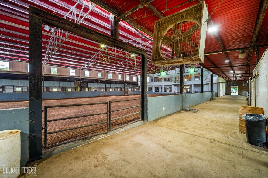 More Photos Of 1785 Old River Rd, Natchitoches Light Manufacturing For Sale