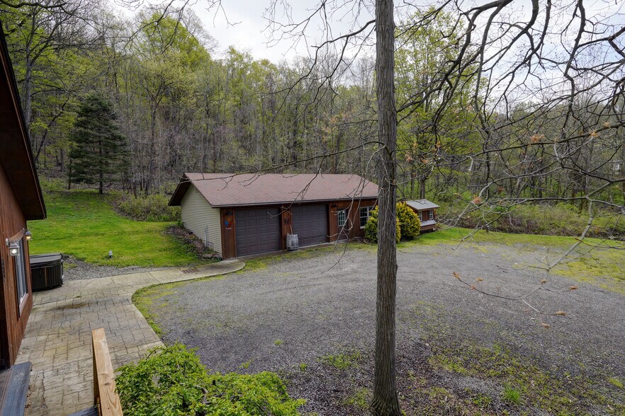 More Photos Of 5685 County Road 33, Canandaigua Specialty For Sale
