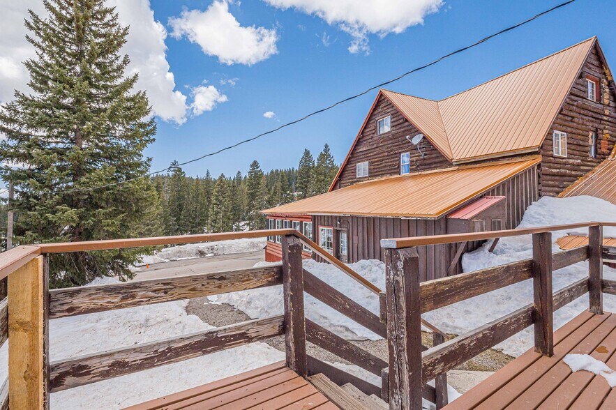 More Photos Of 21221 Baron Lake Dr, Cedaredge Hotel For Sale