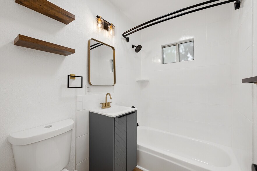 More Photos Of 4218-4228 34th St, San Diego Apartments For Sale