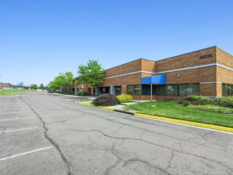 Primary Photo Of 14231 Willard Rd, Chantilly Light Distribution For Lease