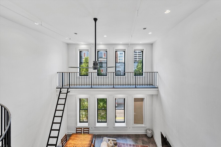 More Photos Of 109 Campbell Ave SW, Roanoke Apartments For Sale