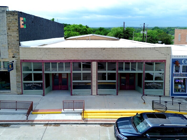 More Photos Of 1020 Halsell St, Bridgeport Flex For Sale