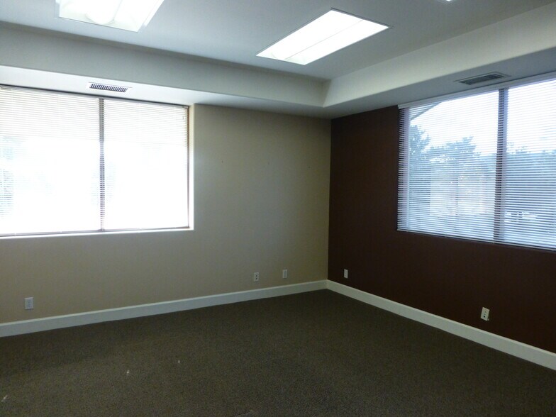 More Photos Of 191 Wilbur Rd, Thousand Oaks Medical For Lease