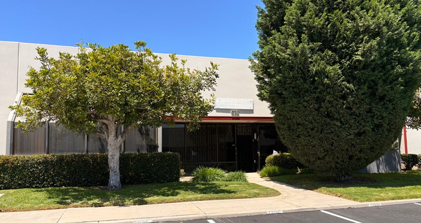 More Photos Of 570 S State College Blvd, Fullerton Warehouse For Sale
