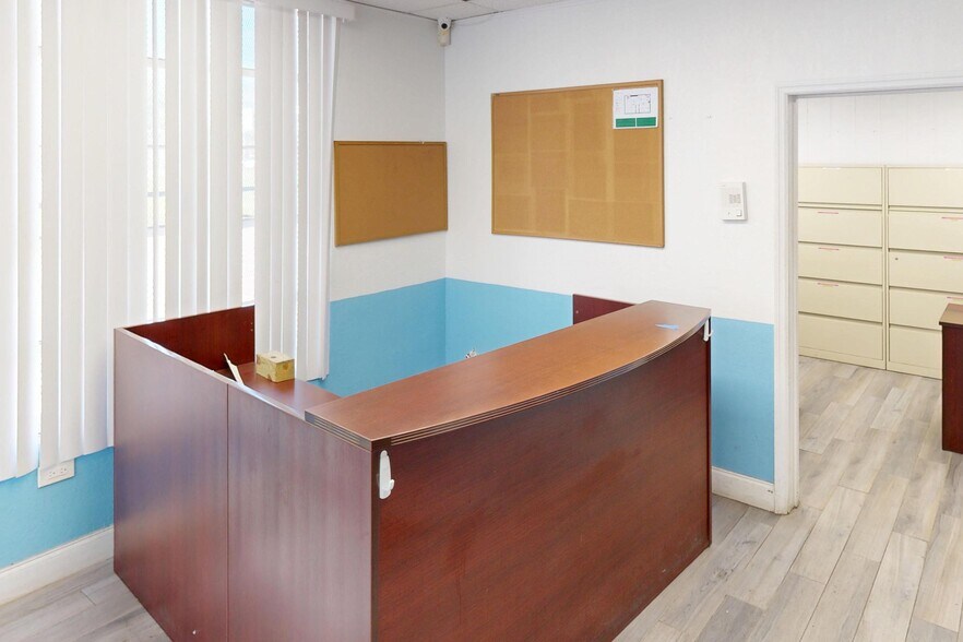 More Photos Of 1201 W Jackson St, Orlando Warehouse For Sale