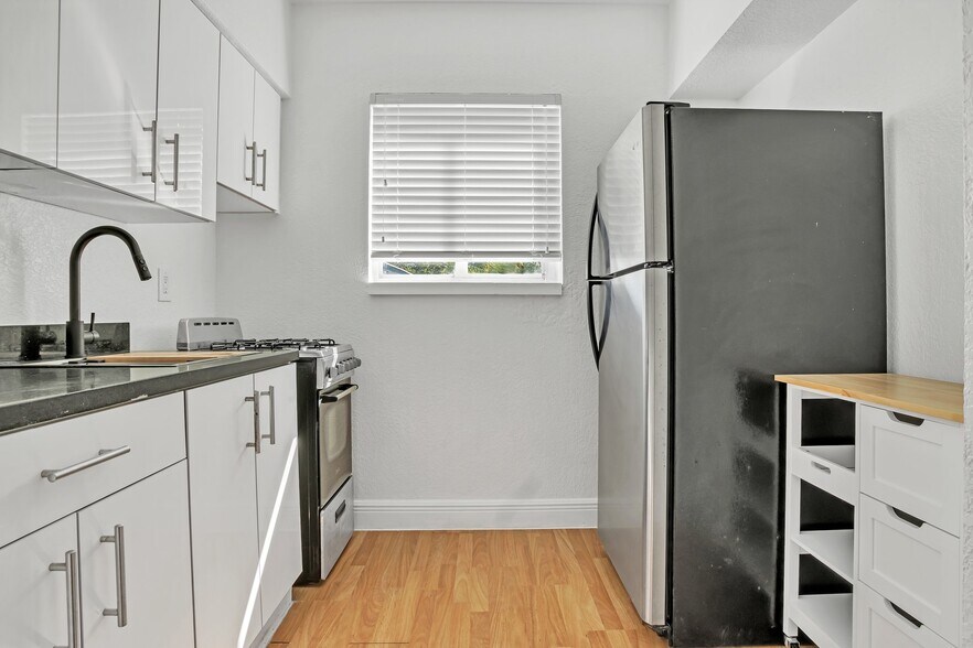 More Photos Of 7315-7325 Carlyle Ave, Miami Beach Apartments For Sale