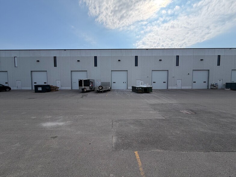 More Photos Of 45 Eric T Smith Way, Aurora Warehouse For Sale