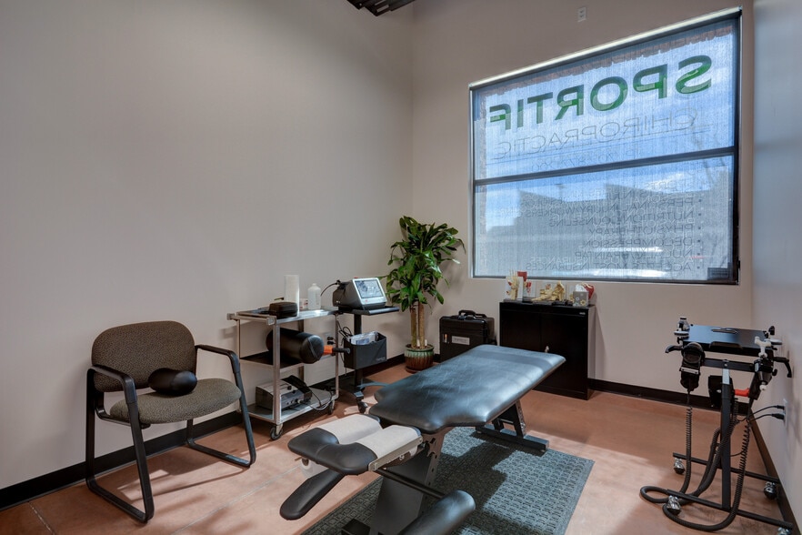 More Photos Of 10595 Discovery Dr, Las Vegas Storefront For Lease