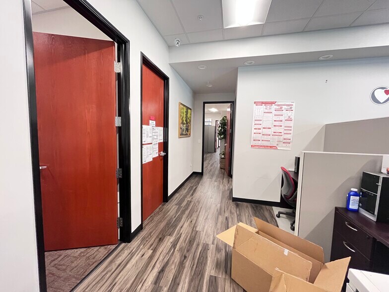 More Photos Of 1935 Chicago Ave, Riverside Office For Sale