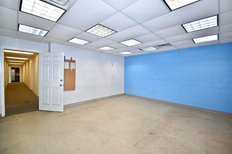 More Photos Of 205 Bellvue St, Jackson Warehouse For Lease