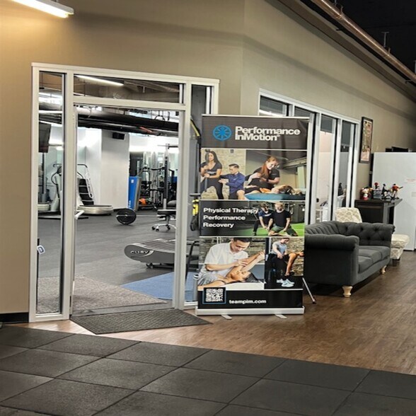 More Photos Of 820 N Orleans St, Chicago Office For Lease