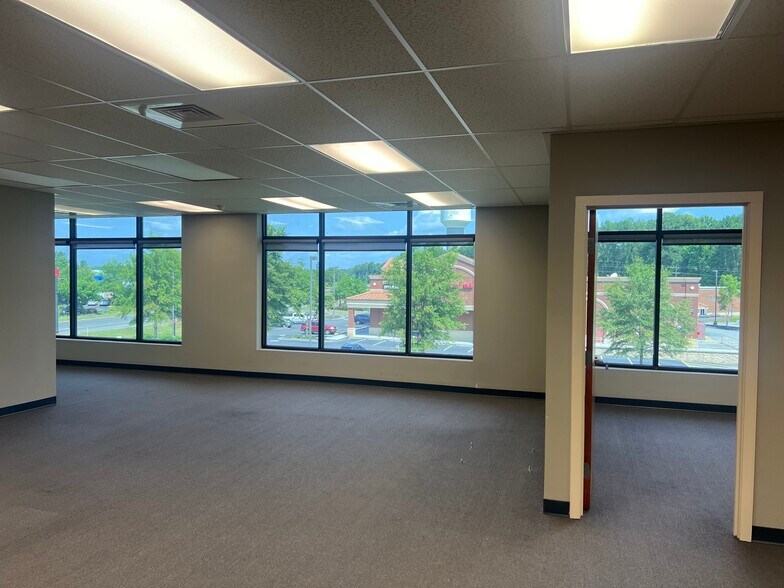 More Photos Of 597 Old Mount Holly Rd, Goose Creek Medical For Sale