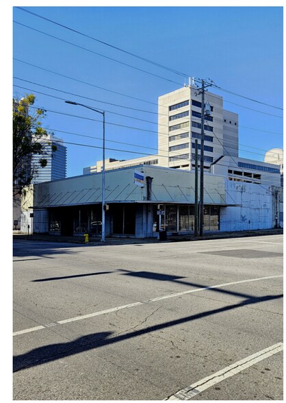 More Photos Of 2130 5th Ave N, Birmingham Warehouse For Sale