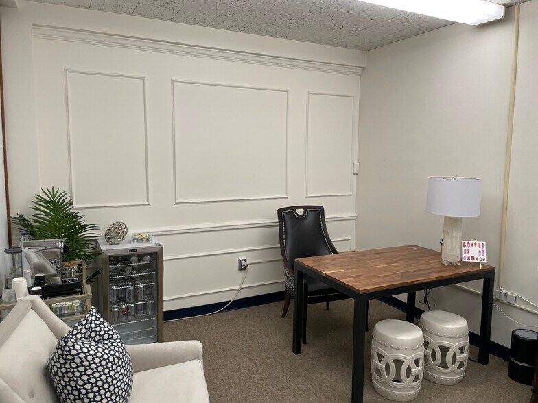 More Photos Of 1616 H St NW, Washington Office For Lease