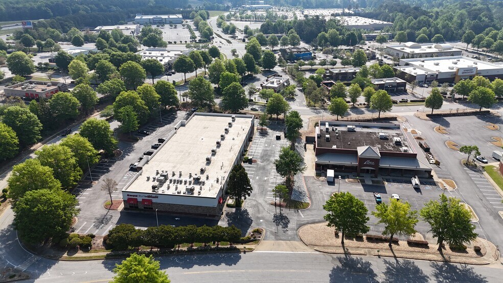 More Photos Of 7105 Stonecrest Pky, Lithonia Unknown For Lease