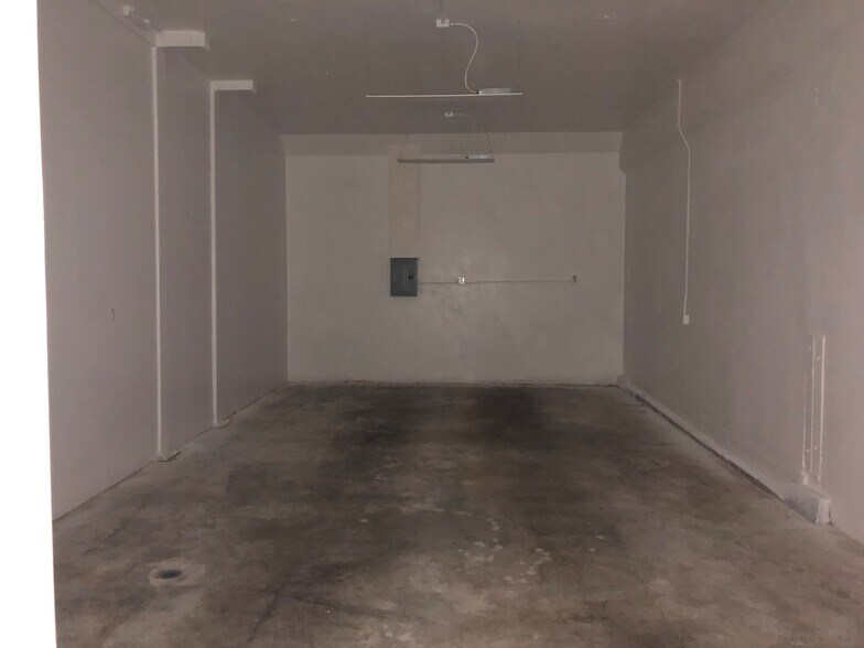 More Photos Of 11830 Foothill Way, Oakland Flex For Lease
