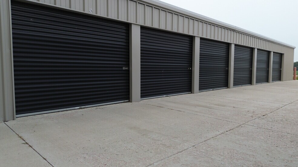More Photos Of 32227 US-75, Sioux City Self Storage For Sale